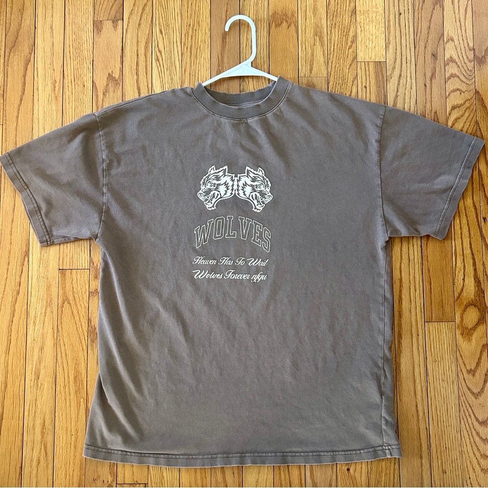 Darc Sport Wolves Graphic Tee | Men’s Size Medium